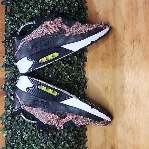 Nike Air Max 90 Ultra 2.0 Flyknit Shoes | Size: 9 Mens | Multicolored - Picture 3 of 8